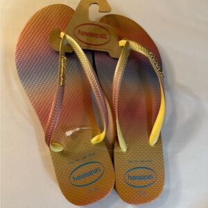 Havaianas shinny Gradient Pink and Yellow Flip Flops NWT Sz 7/8
